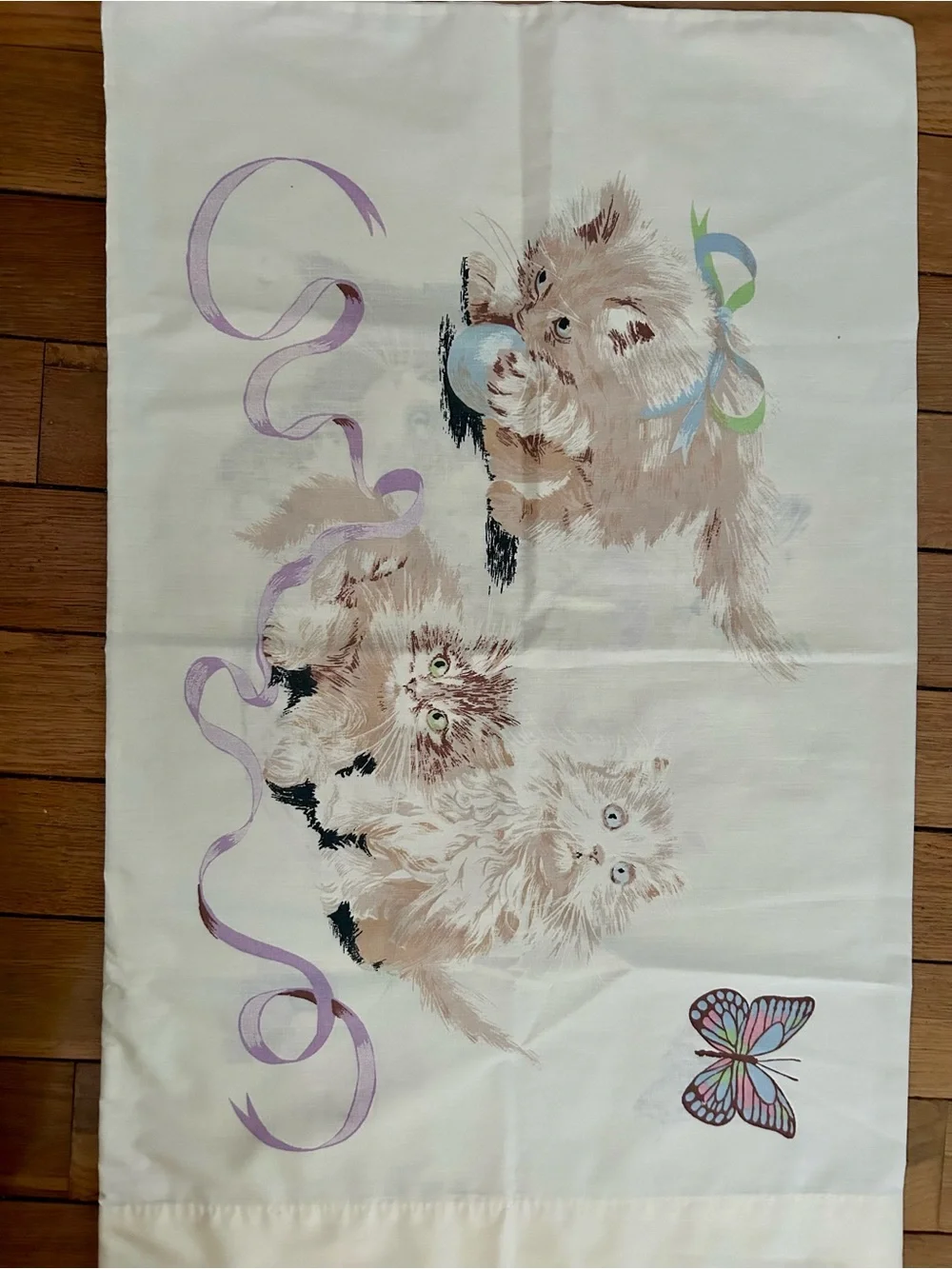 Vintage whimsical cat bedsheets twin